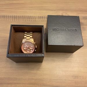 Michael Kors Women's watch rose gold